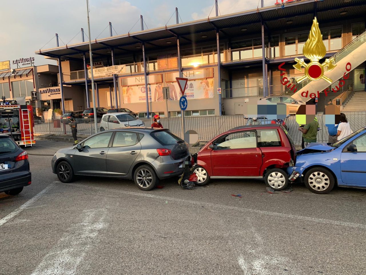 Merone, tamponamento a catena