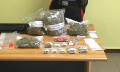 Fermato a Mozzate 41enne: a casa aveva 10 sacchetti di marijuana