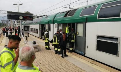Giovane ferito dà in escandescenze e blocca il treno Milano-Lecco