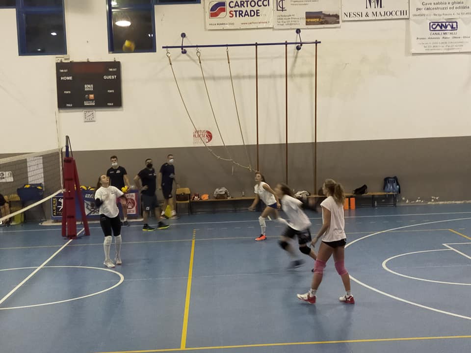Albese Volley la Tecnoteam work in progress in palestra verso l’esordio del 22 novembre