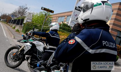 Dorme nel parcheggio del Bennet: arrestato un marocchino già espulso
