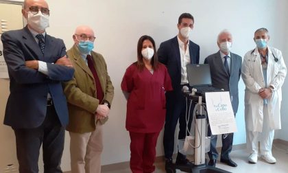 L’associazione “Tra capo e collo” dona un ecografo salvavita al Sant'Anna