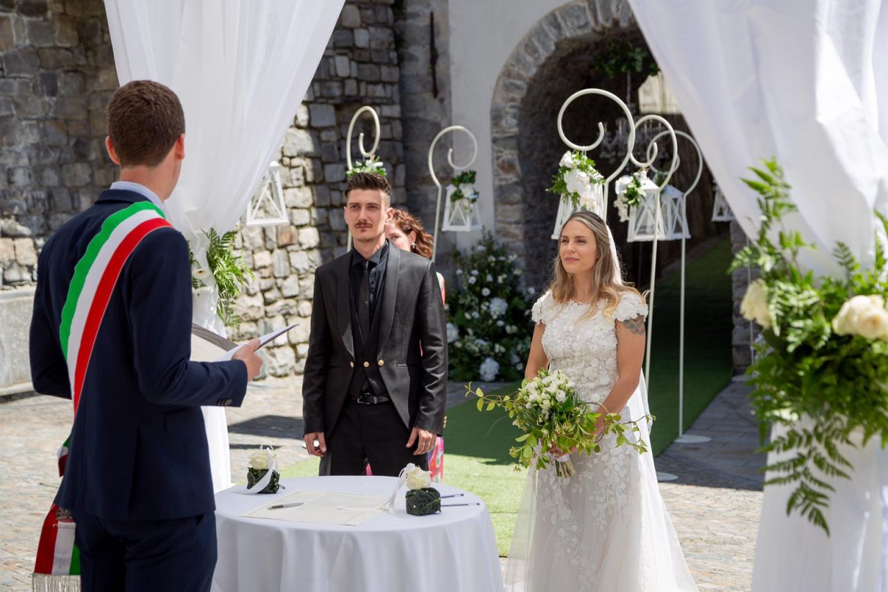 Matrimonio a prima vista si trasferisce a Garzeno. Il sindaco: “Occasione di rilancio per il territorio”