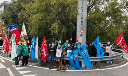 Presidio al Sant'Anna: i lavoratori dei multiservizi chiedono tutele FOTO