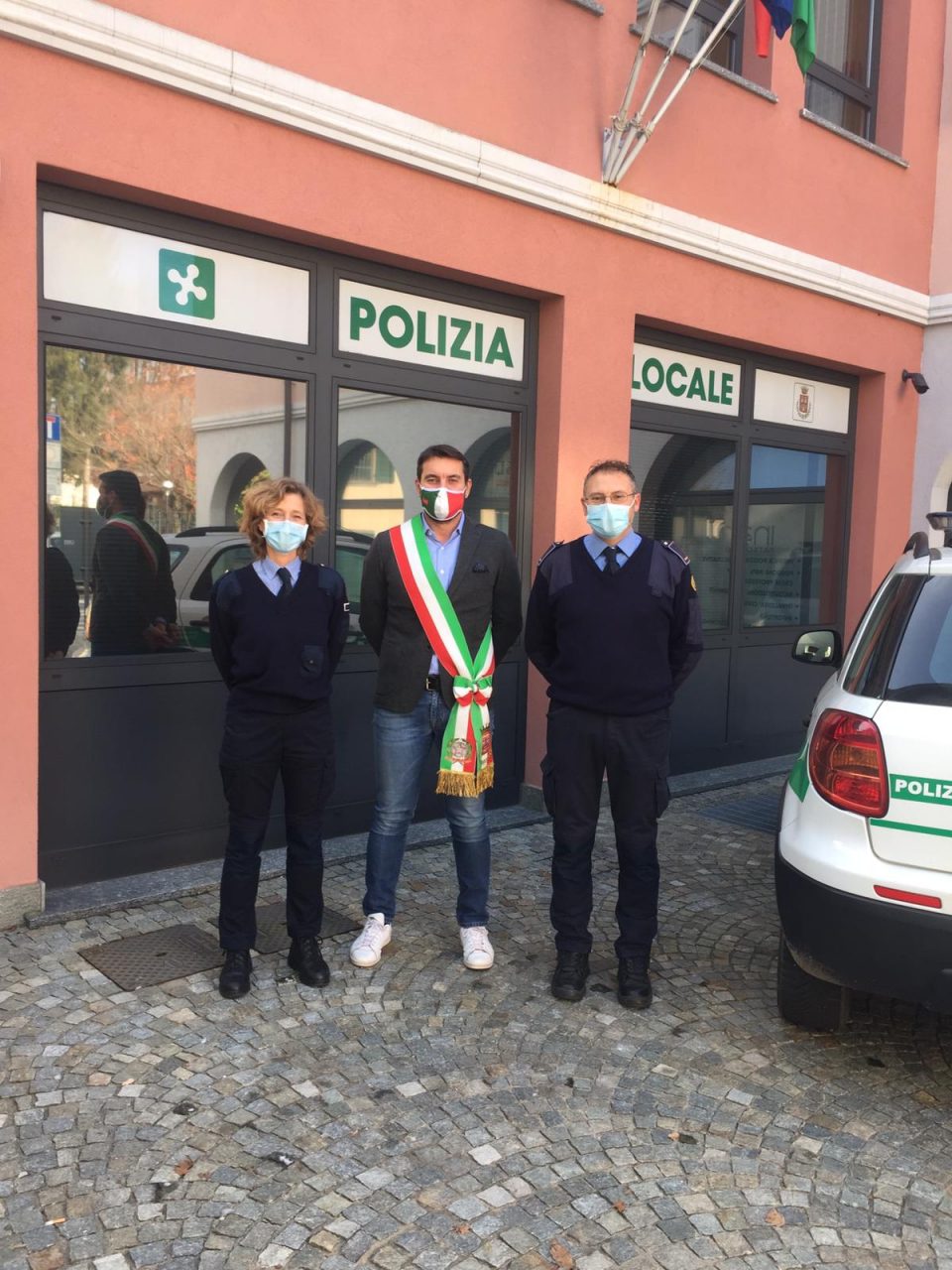 Due agenti lasciano la Polizia locale di Olgiate: il saluto del sindaco