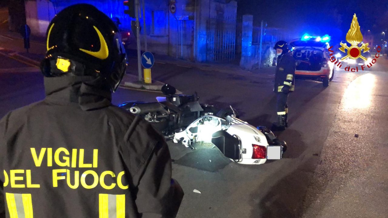 Incidente a Monte Olimpino: frontale tra due moto