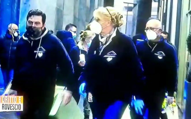 L’associazione ProTetto a Dritto e Rovescio: “Ci sono sempre più persone bisognose”