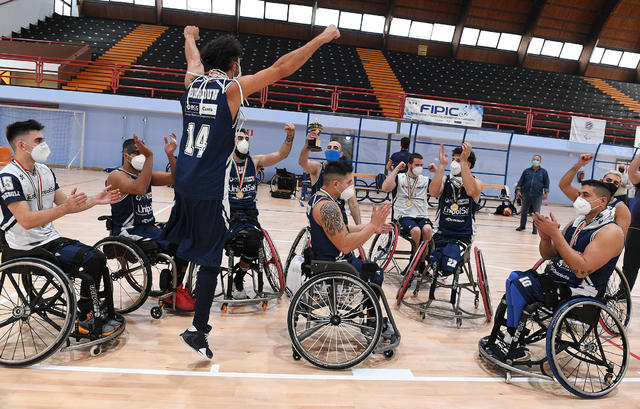 Basket in carrozzina Brinatea Cantù coppa