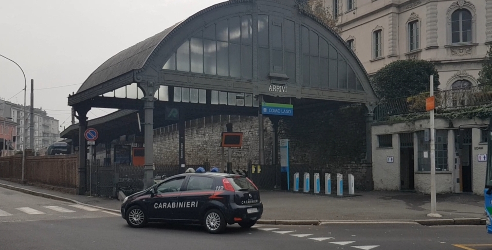 Rapinano e picchiano un’infermiera: denunciati due giovani comaschi