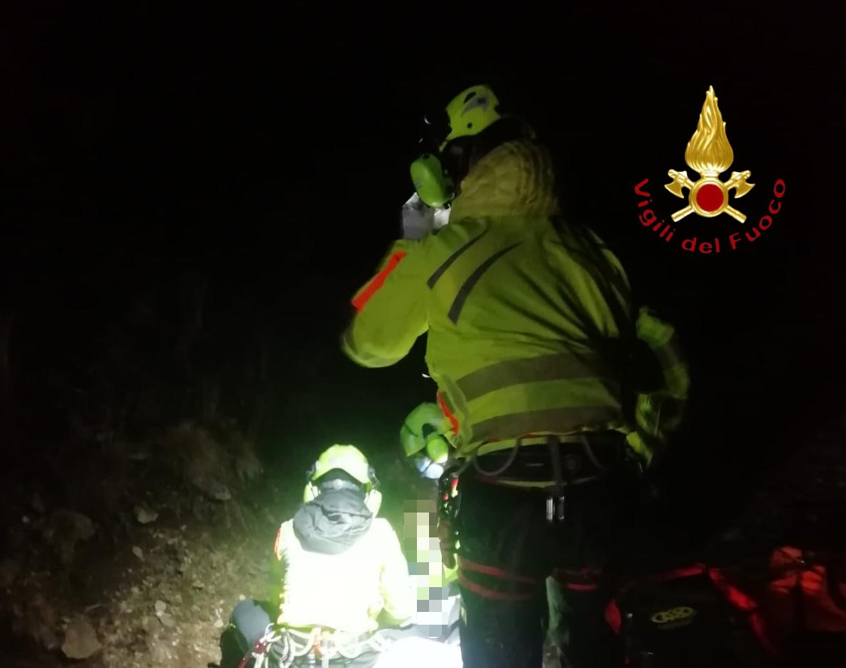Si perde nei boschi di San Siro: 24enne ritrovata in stato di ipotermia