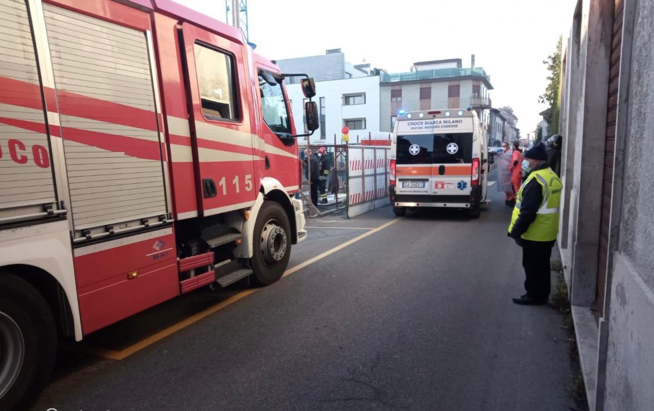 Allarme in un cantierie a Cabiate: arrivano i soccorsi FOTO