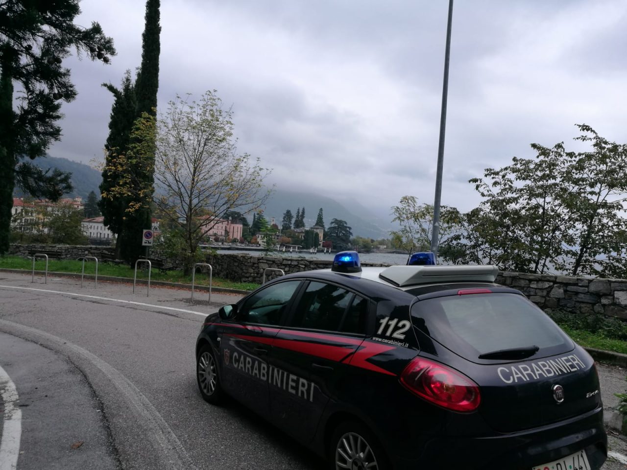 Spaccio nel “centro lago”: fermati due pusher grazie all’operazione “Naggio”