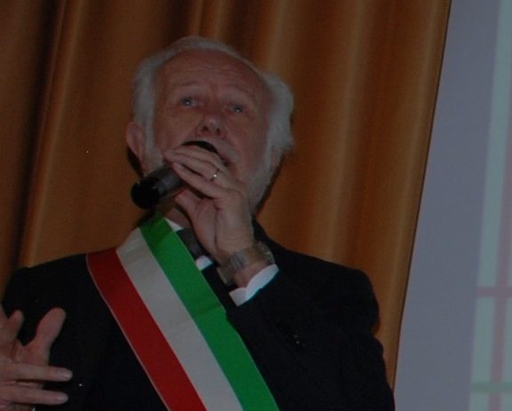 Bilancio comunale di Cadorago. Il sindaco Clerici: “Sociale e grandi opere al centro”