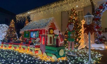 La casa di Babbo Natale accende Albiolo di speranza VIDEO