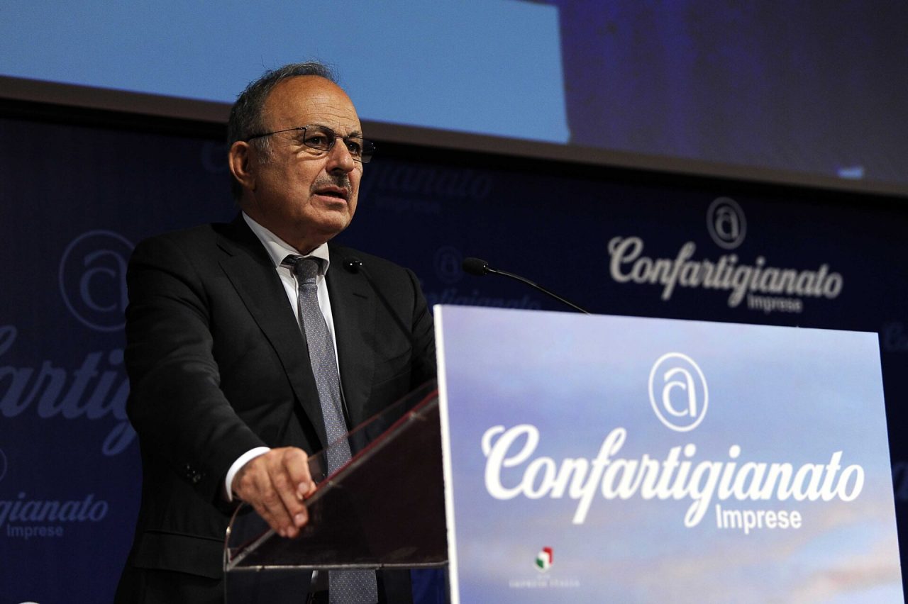 Cesare Fumagalli racconta la piccola impresa in un libro