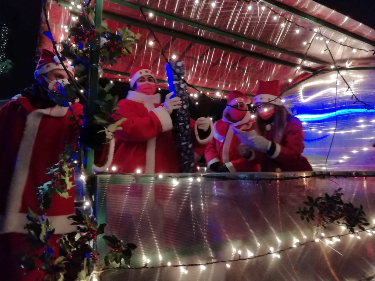 I doni a Casnate sono già arrivati grazie ai Babbo Natale della Pro Loco FOTO