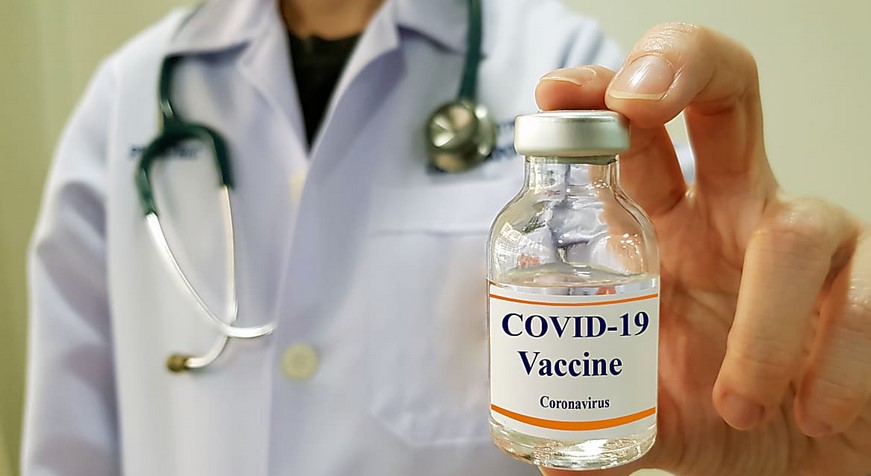 Oggi al via la campagna vaccinale anti-Covid per gli over 80