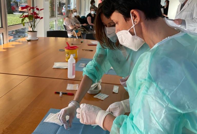 Partite la vaccinazioni alla Casa di Riposo Bellaria con 90 operatori e 30 anziani