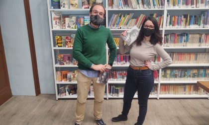 Libri danneggiati in biblioteca a Merone, lo sfogo: "Serve più rispetto"