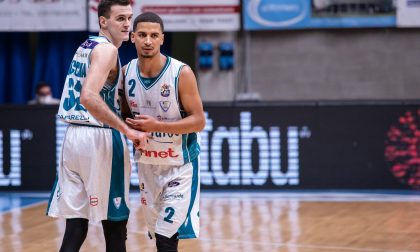 Pallacanestro Cantù in campo domenica contro Pesaro. Coach Pancotto: "Serve fiducia"