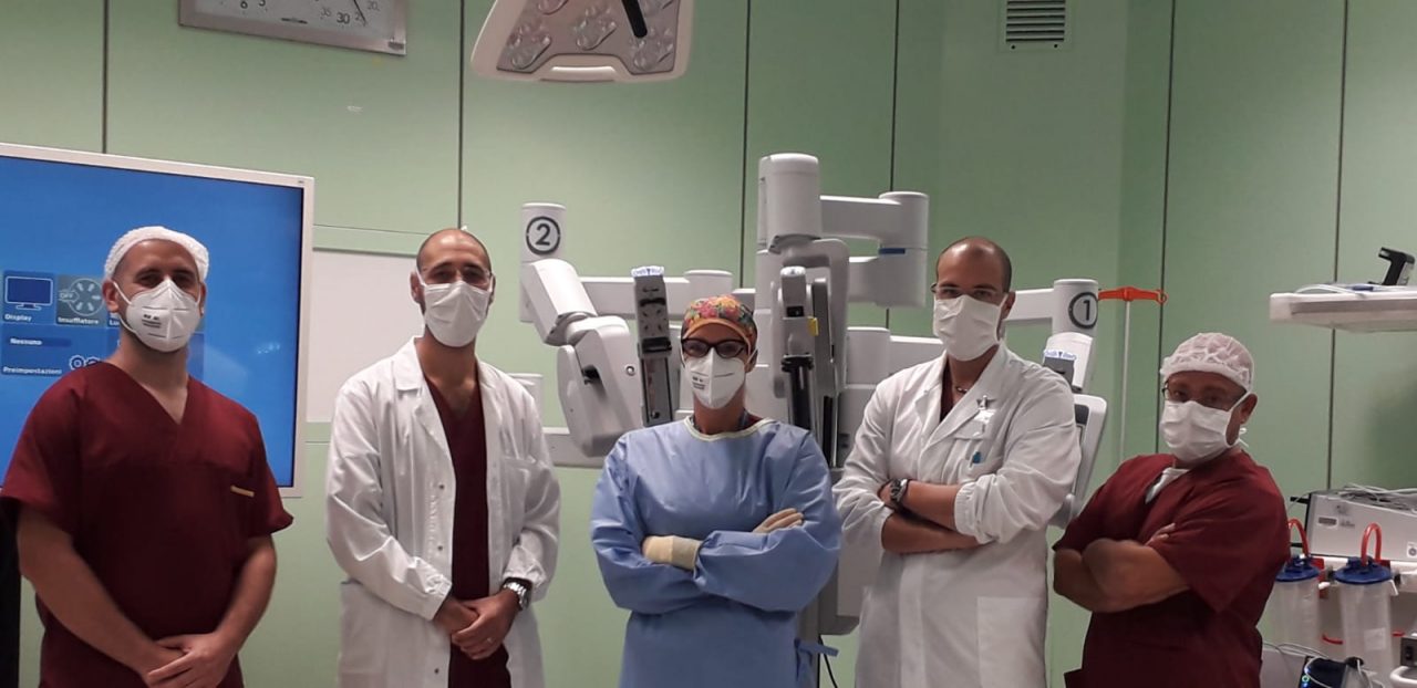 La rivoluzione nella chirurgia: 105 interventi al Sant’Anna nel 2020 con il robot Da Vinci