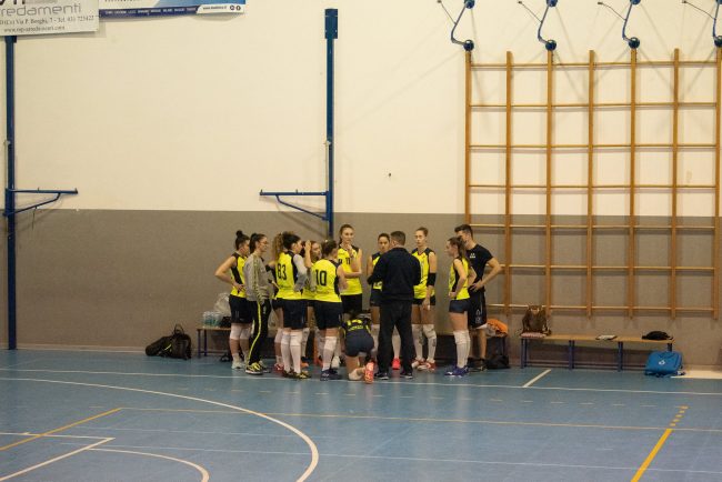 albese volley ok test con mandello