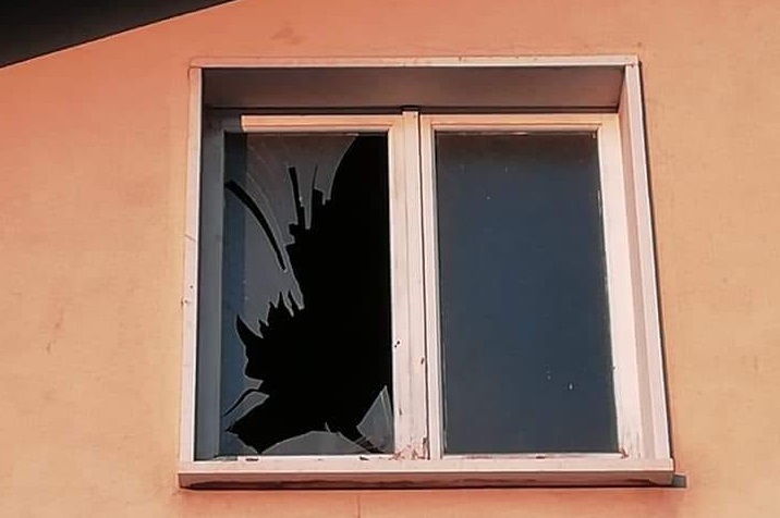 Lanciano una bomba carta contro la casa parrocchiale