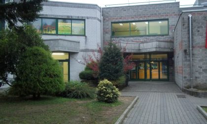 Sei classi su dieci in quarantena: ordinanza del sindaco chiude la scuola