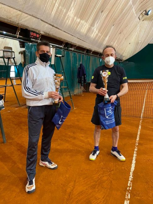 Tennis lariano Davide Dossi a mariano