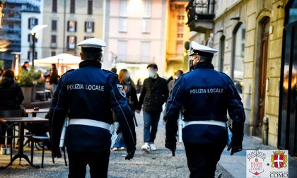 Controlli della Polizia locale nel fine settimana: fermato anche un minorenne in possesso di marijuana