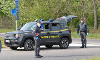 Sequestro al valico di Lanzo-Val Mara: viaggiava con 950 litri di gasolio nel furgone