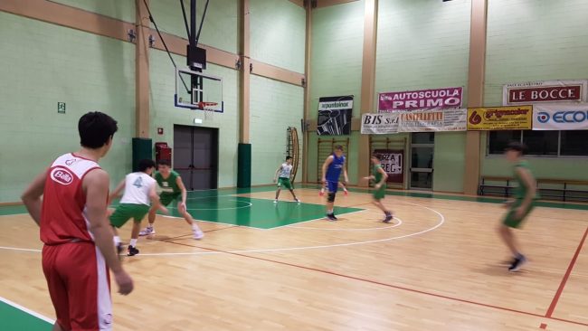 pallacanestro lariana Le Bocce stop