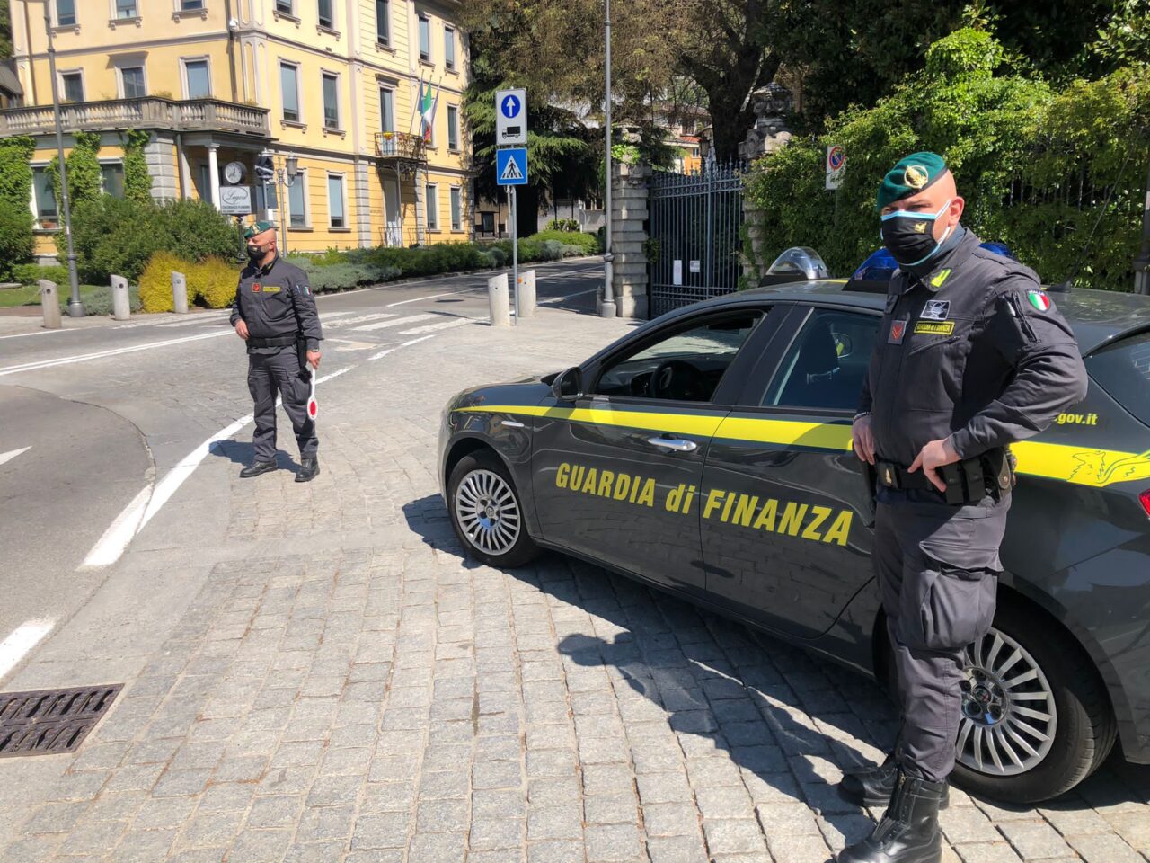 Sequestrati oltre 40mila articoli di bigiotteria e giocattoli potenzialmente pericolosi