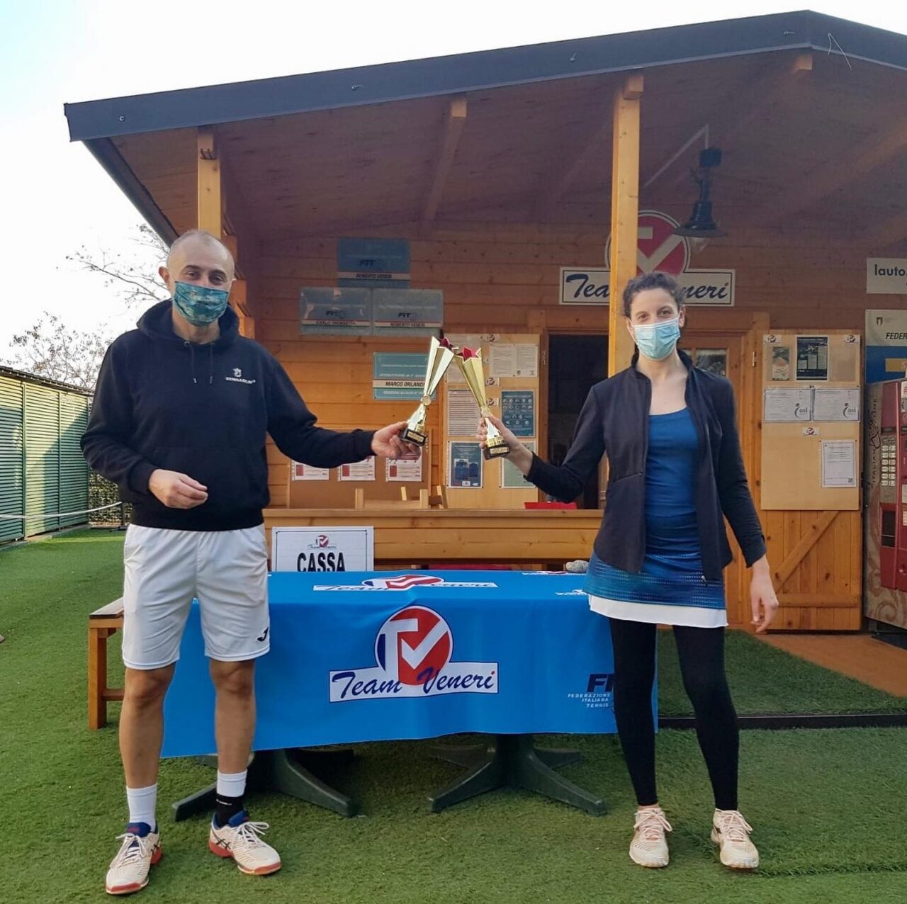 Tennis lariano, si gioca anche a Pasqua sia a Villa Olmo che a San Fermo