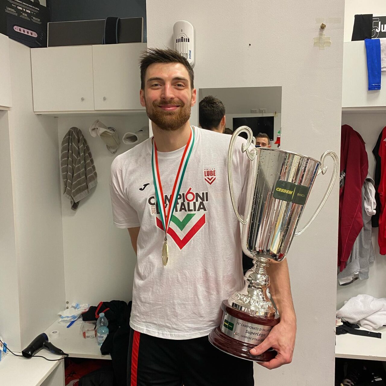 Olimpiadi, esordio vincente per l’Italia del comasco Simone Anzani contro il Canada