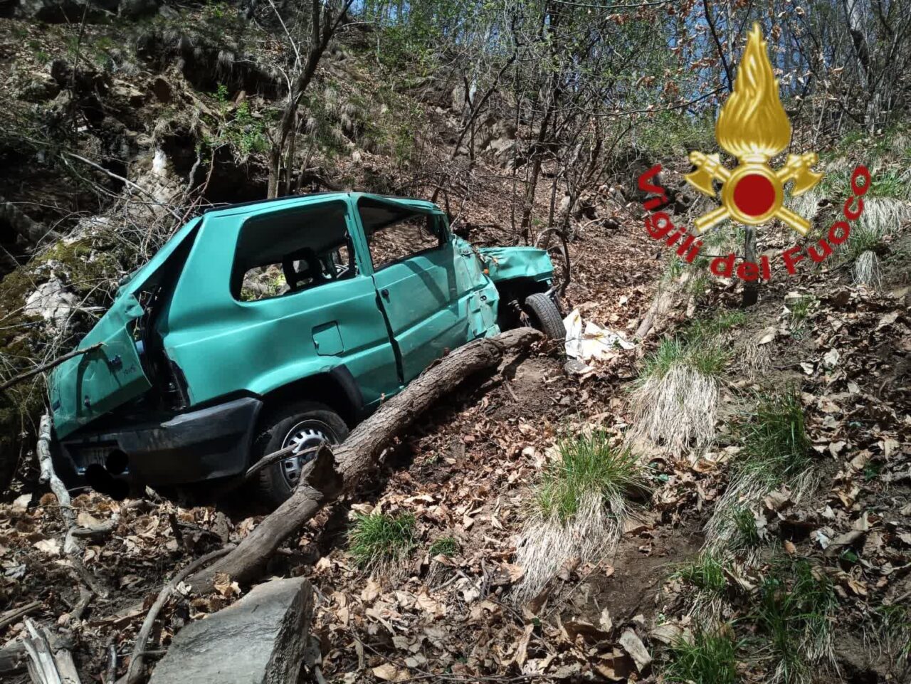 Ribaltamento sulla Sp10: tragedia a San Nazzaro Val Carvagna