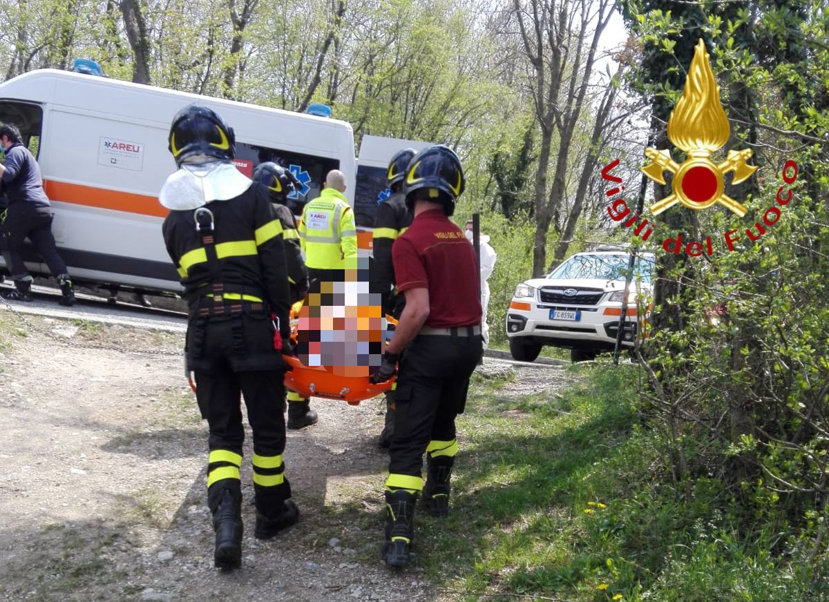 Precipita con il parapendio a Eupilio: ferito 60enne