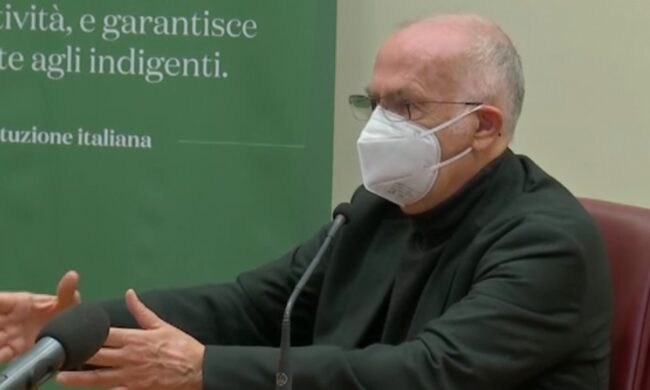 AstraZeneca uso preferenziale per gli over 60. Ats Insubria: “Verrà fatta una valutazione dal medico vaccinatore”