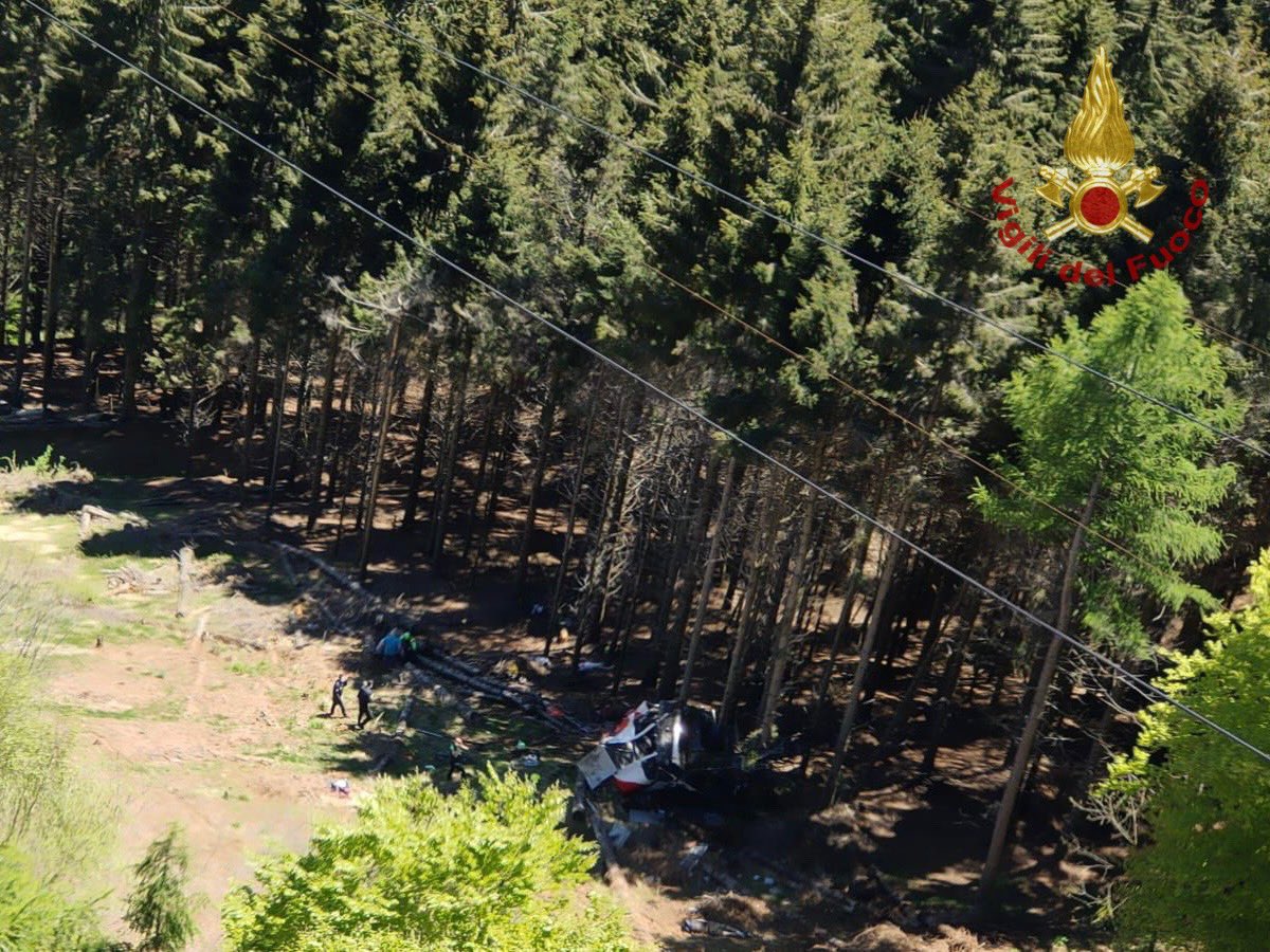 Tragedia della funivia Stresa-Mottarone: 5 vittime erano di Varese
