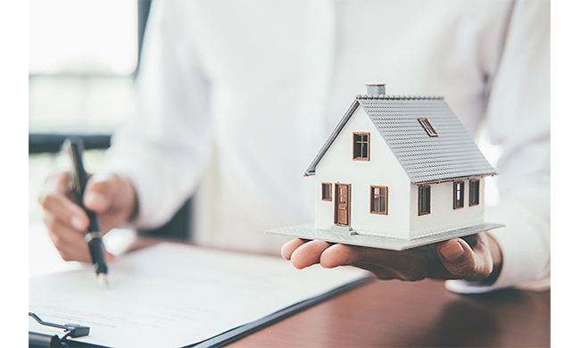 Tra lago e città, sempre più famiglie valutano una assicurazione sulla casa