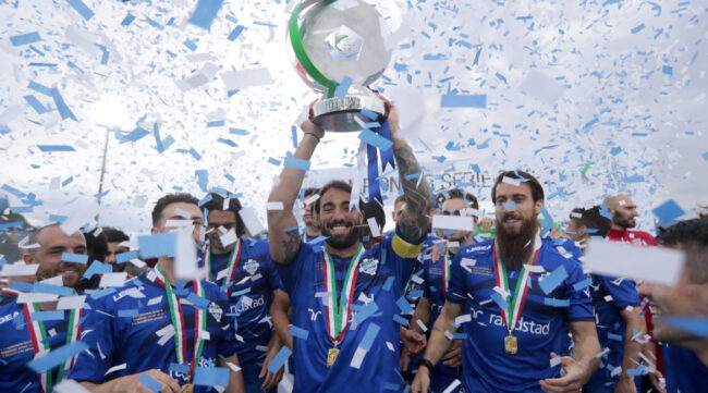 Como calcio premiazione