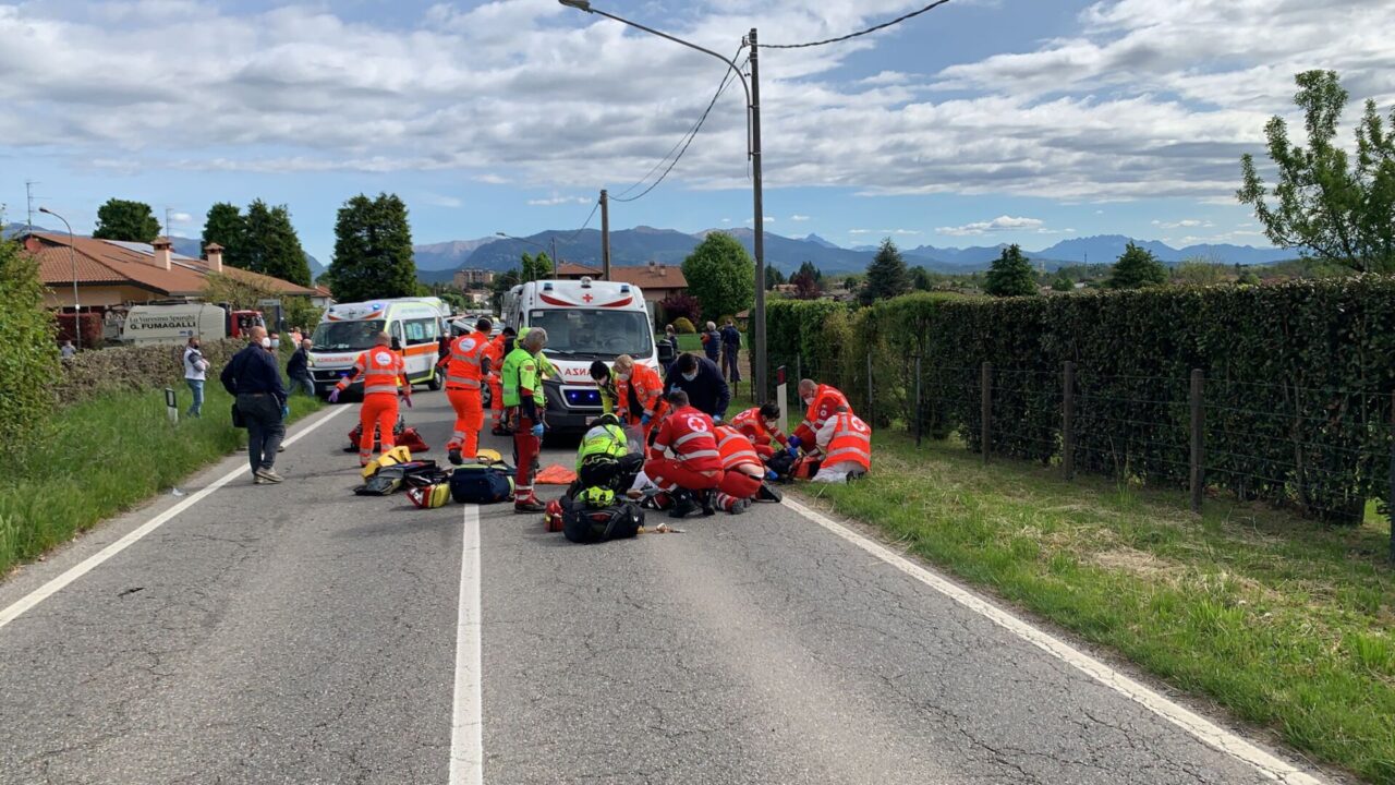 Incidente a Bulgarograsso investiti due pedoni