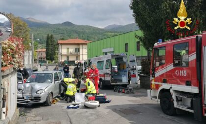 Tavernerio, auto contro un ostacolo: non ce l'ha fatta l'anziana conducente