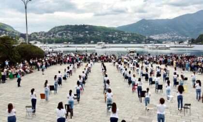 Danza a Como: le foto dei cento ballerini in piazza Cavour per l'evento "Le Rondini"