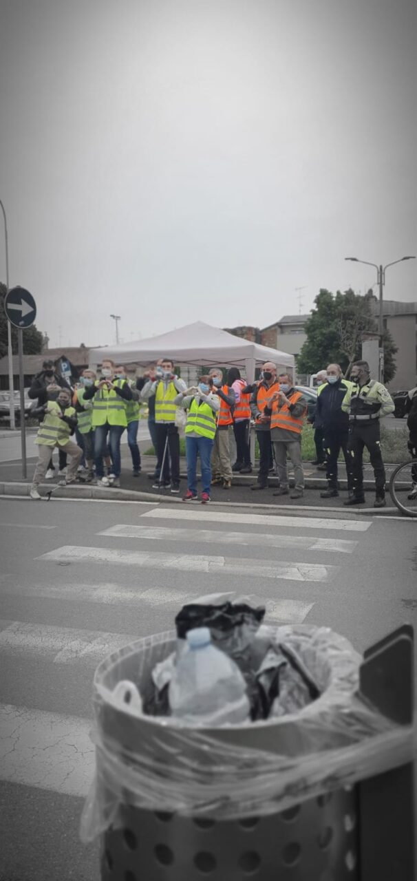«PuliAMO Mariano» con i volontari di «Demas da fa»