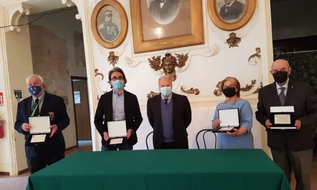 Turate, premiati i volontari della Casa militare