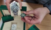 Sequestrati un Rolex da 28mila euro e gioielli alla dogana: sanzionati per contrabbando due italiani