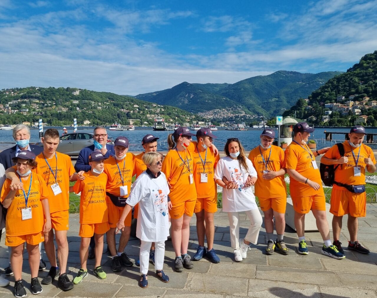 Locatelli a Como: da piazza Cavour è partito il Greeenway di dieci ragazzi con autismo