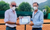 Tennis coi ragazzi autistici premiati il maestro Paolo Carobbio e l'Asd Tennis Como