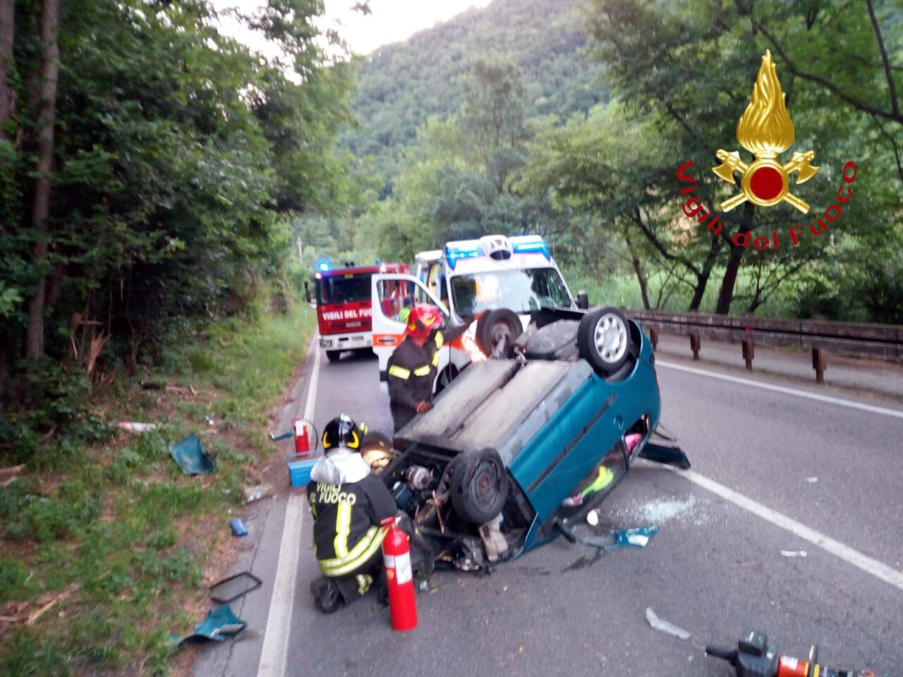 Paura a Canzo, si ribalta con la minicar SIRENE DI NOTTE